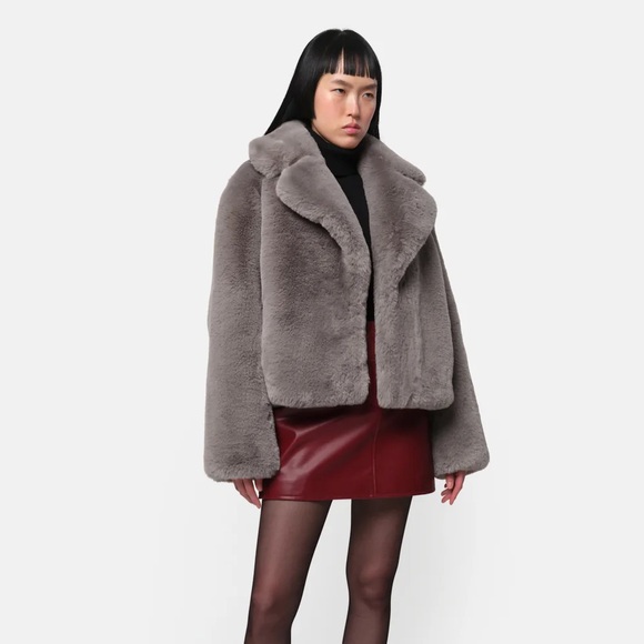 APPARIS Fur Coat - Picture 1 of 4